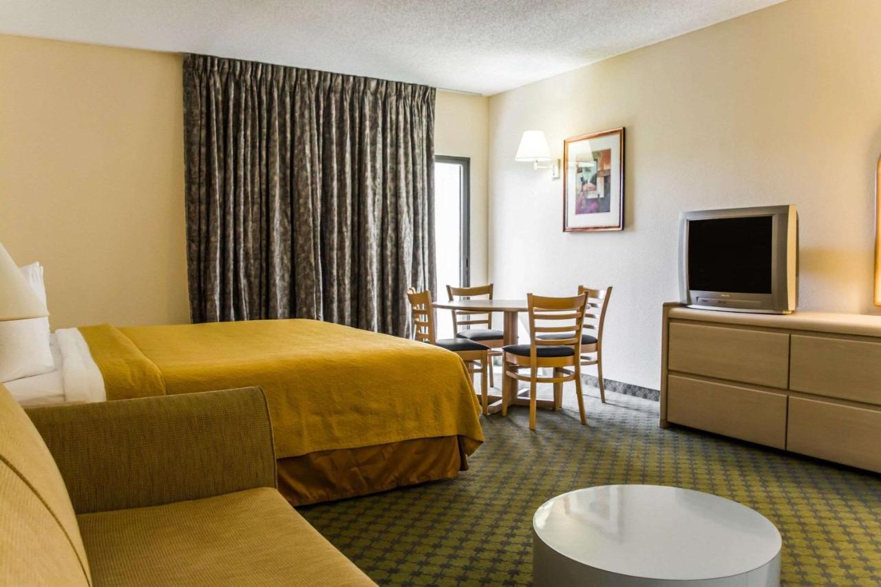 Quality Inn And Suites Golf Resort Golden Gate Exteriér fotografie
