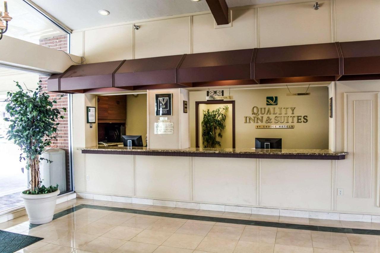 Quality Inn And Suites Golf Resort Golden Gate Exteriér fotografie
