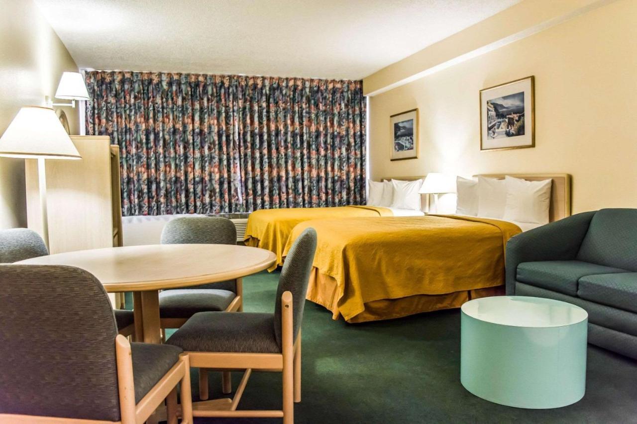 Quality Inn And Suites Golf Resort Golden Gate Exteriér fotografie
